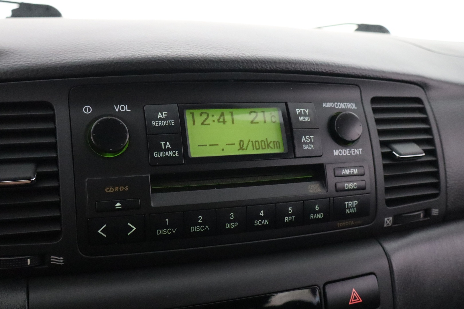 TOYOTA Corolla 2002