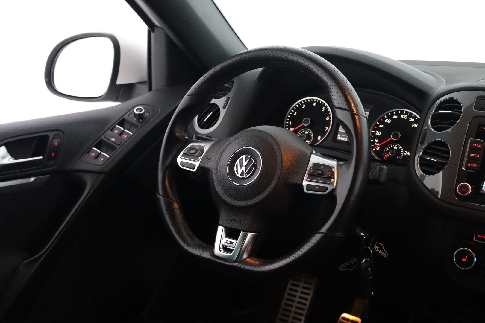 VOLKSWAGEN Tiguan 2013