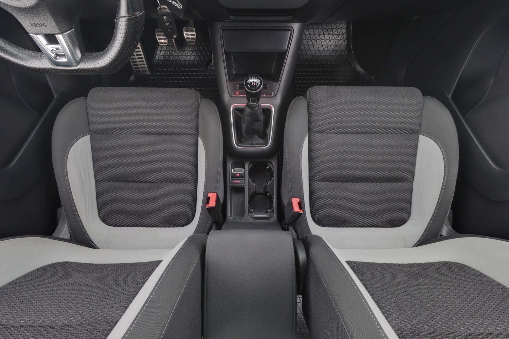 VOLKSWAGEN Tiguan 2013