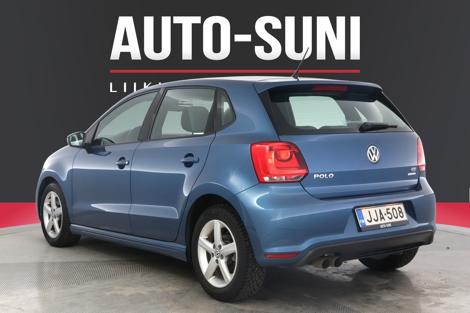 VOLKSWAGEN Polo 2013