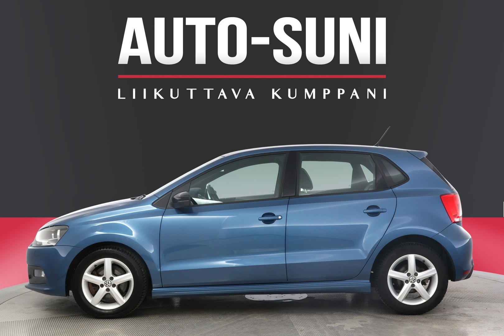 VOLKSWAGEN Polo 2013