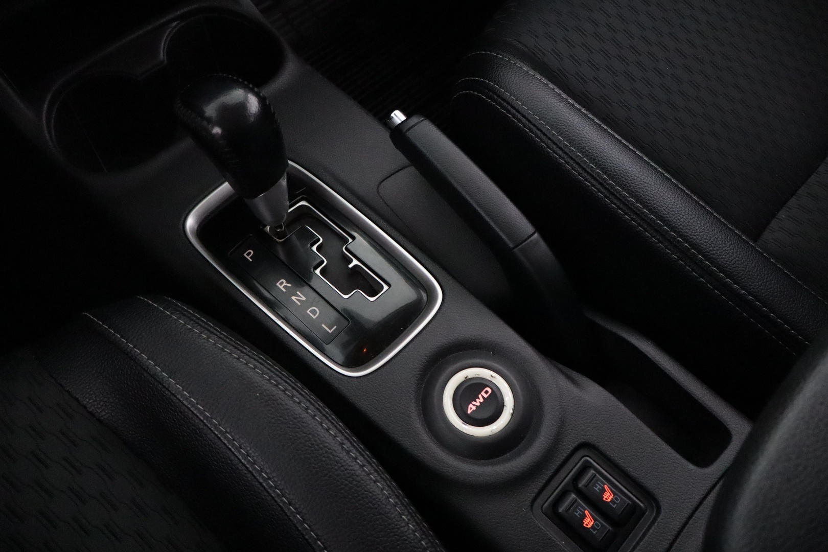 MITSUBISHI Outlander 2014