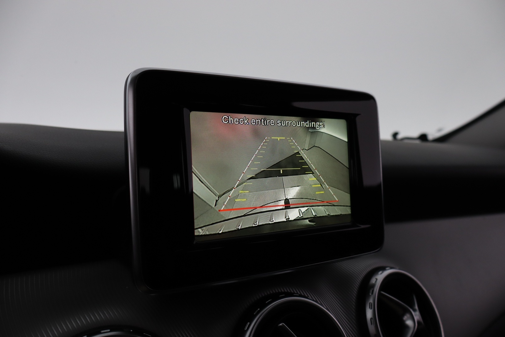 MERCEDES-BENZ GLA 2014