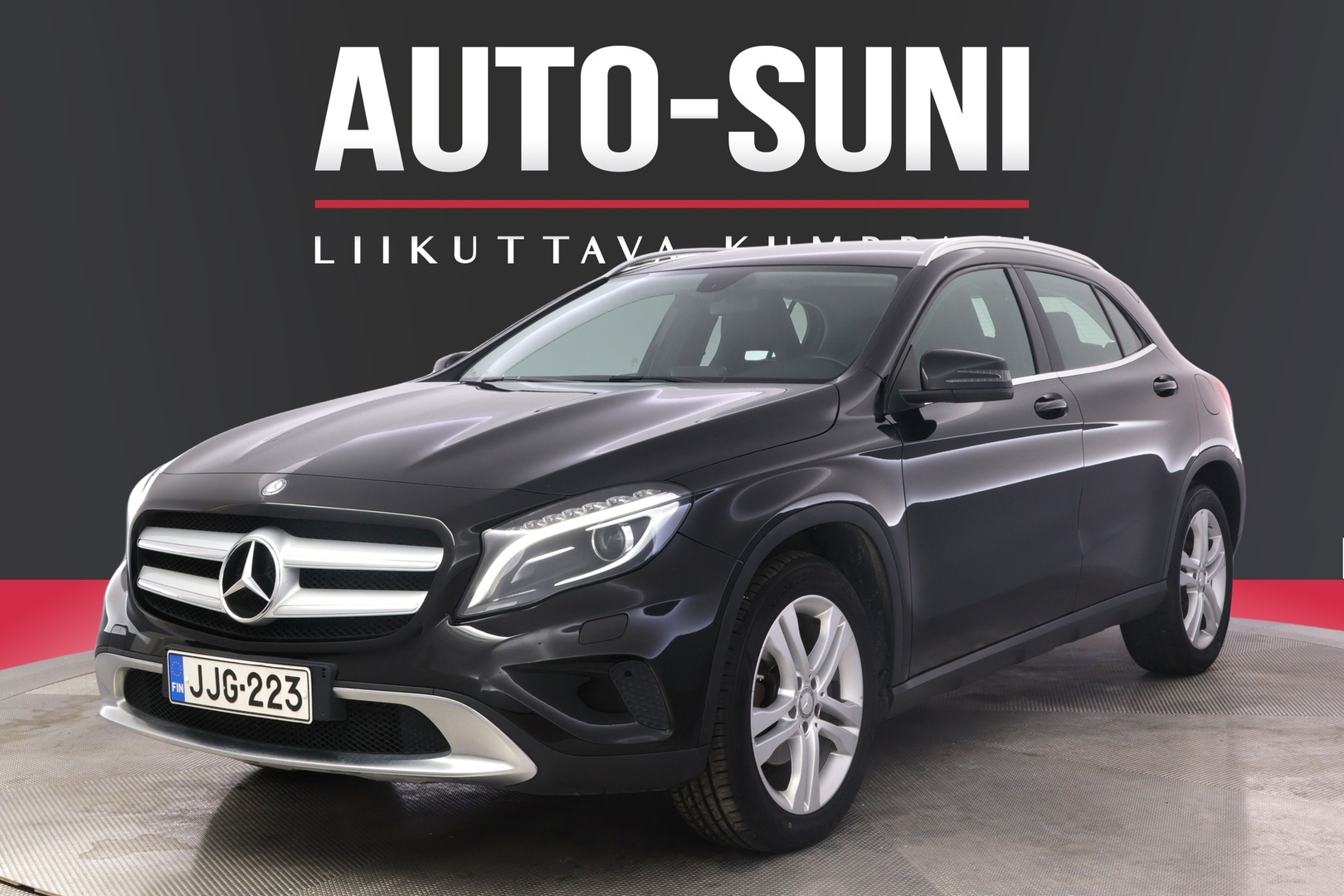 MERCEDES-BENZ GLA 2014