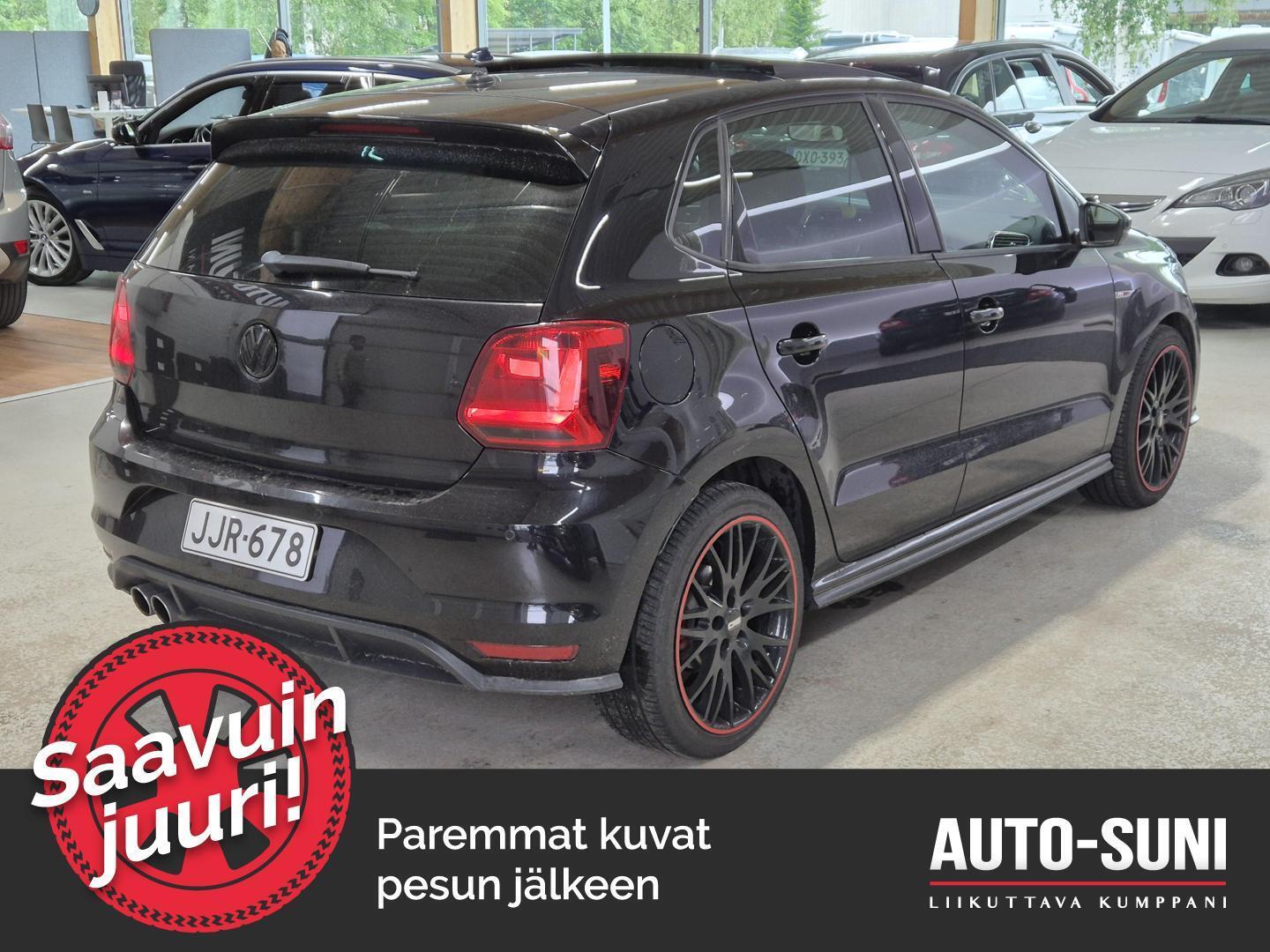 VOLKSWAGEN Polo 2015