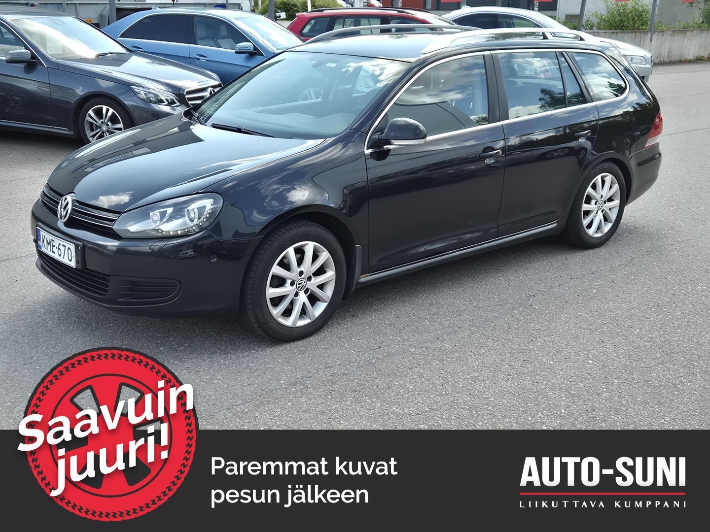 VOLKSWAGEN Golf 2012