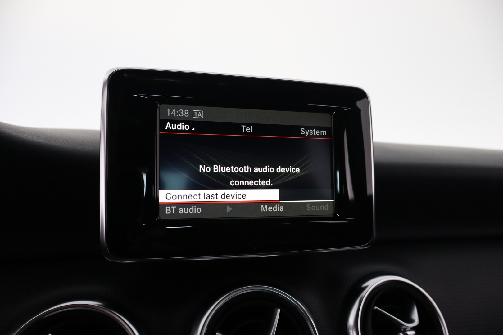 MERCEDES-BENZ A 2014