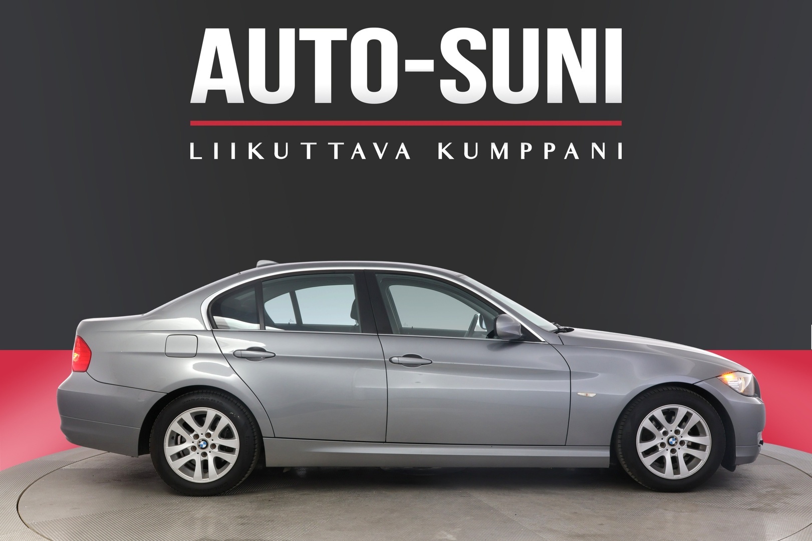 BMW 318 2011