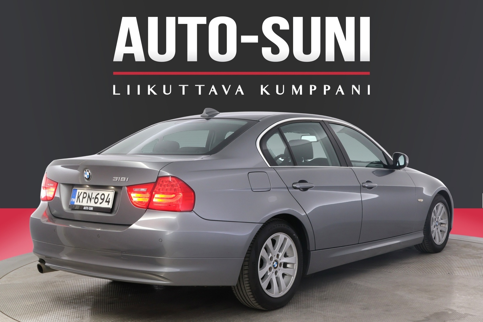 BMW 318 2011