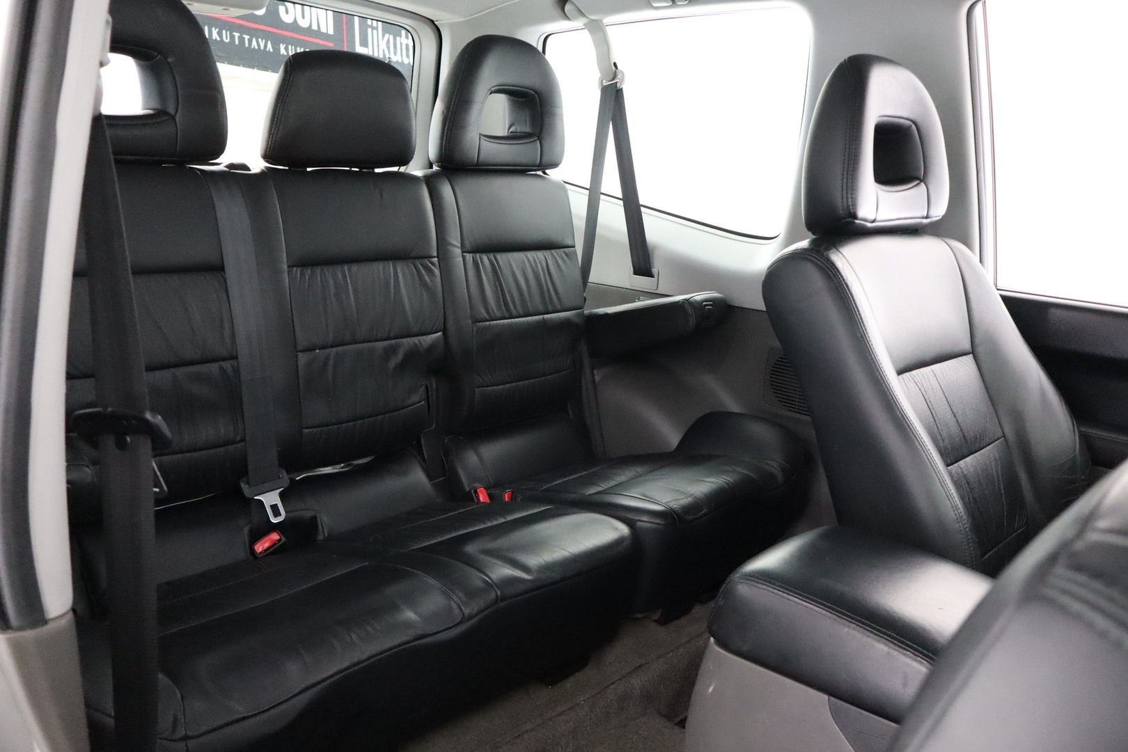 MITSUBISHI Pajero 2000