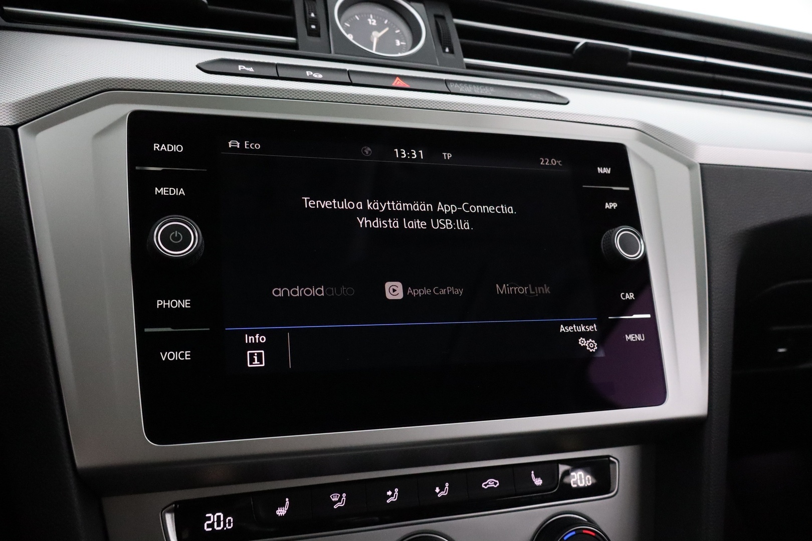 VOLKSWAGEN Passat 2018