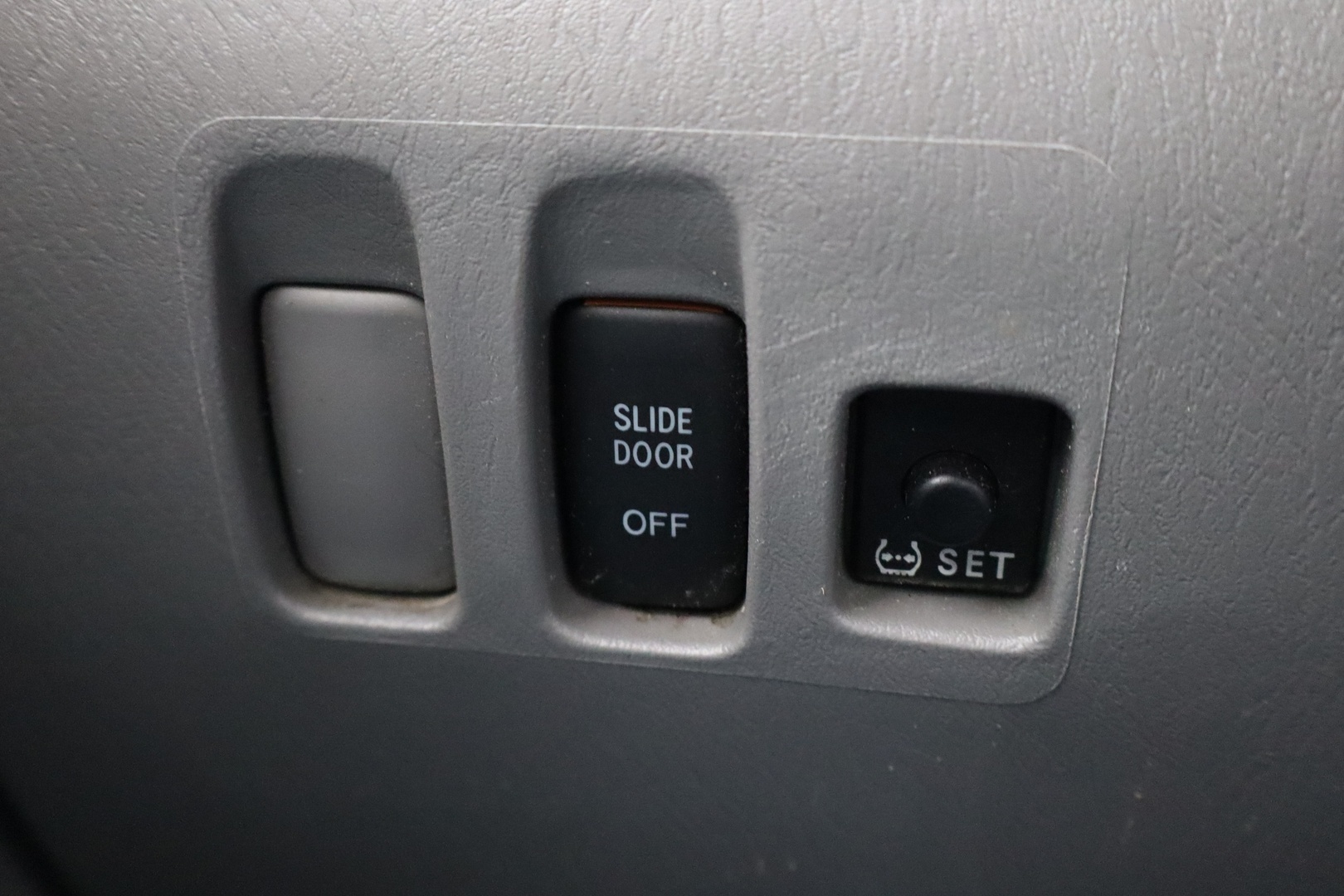 TOYOTA Sienna 2009