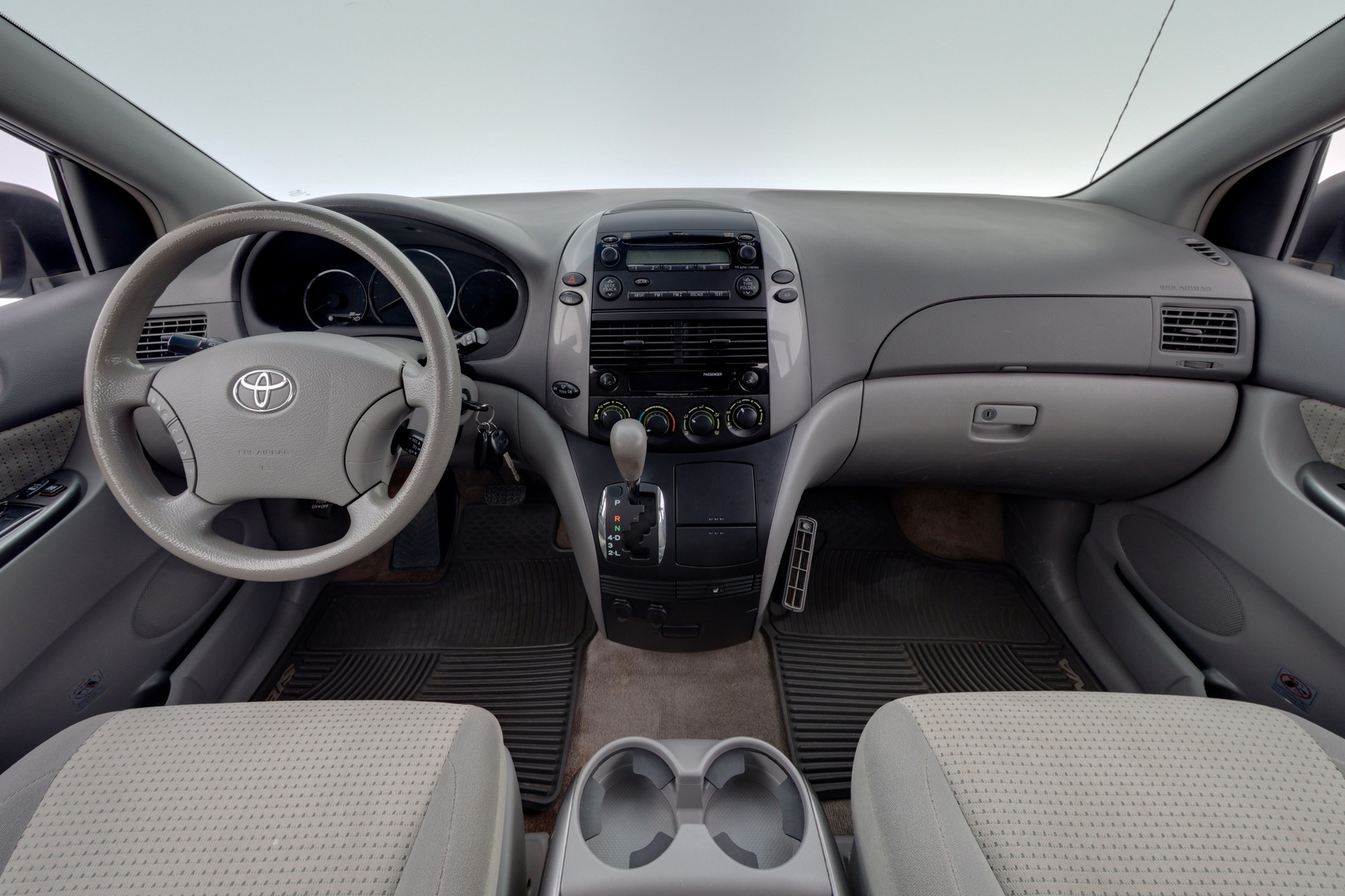 TOYOTA Sienna 2009