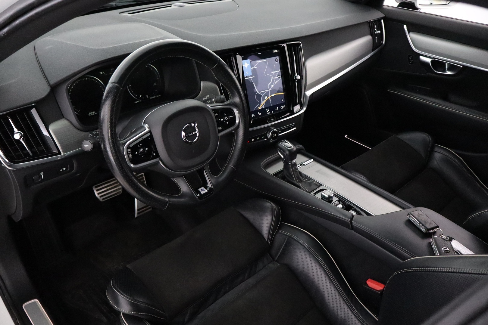 VOLVO V90 2018