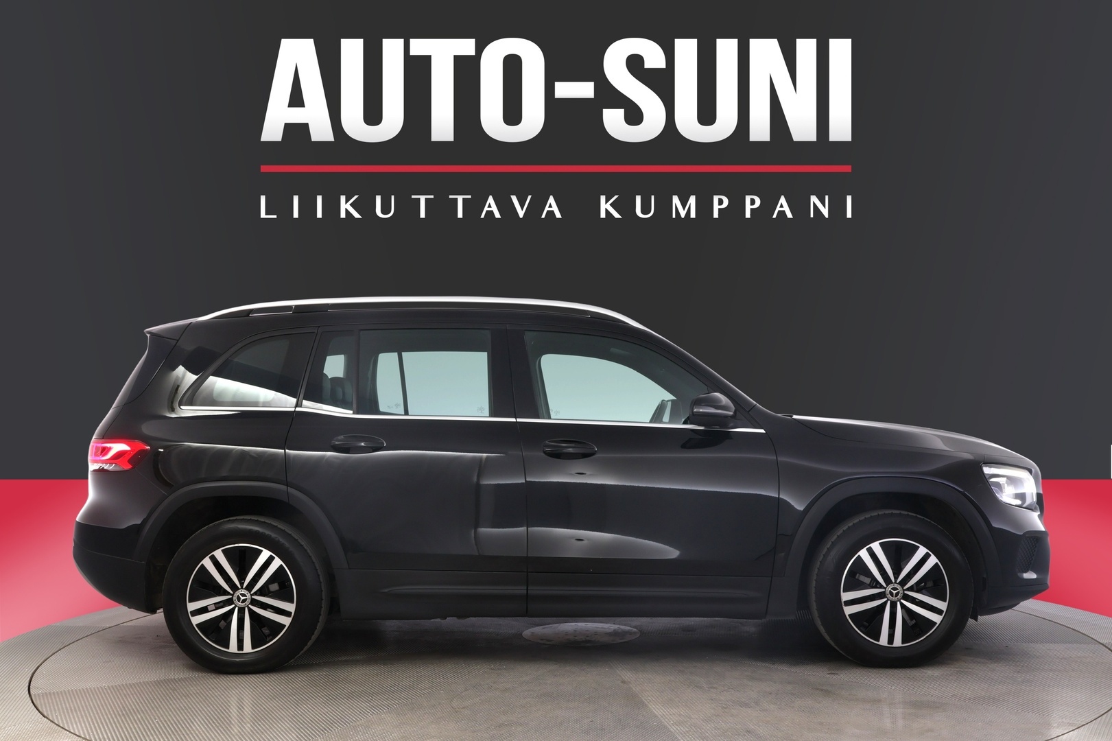MERCEDES-BENZ GLB 2021