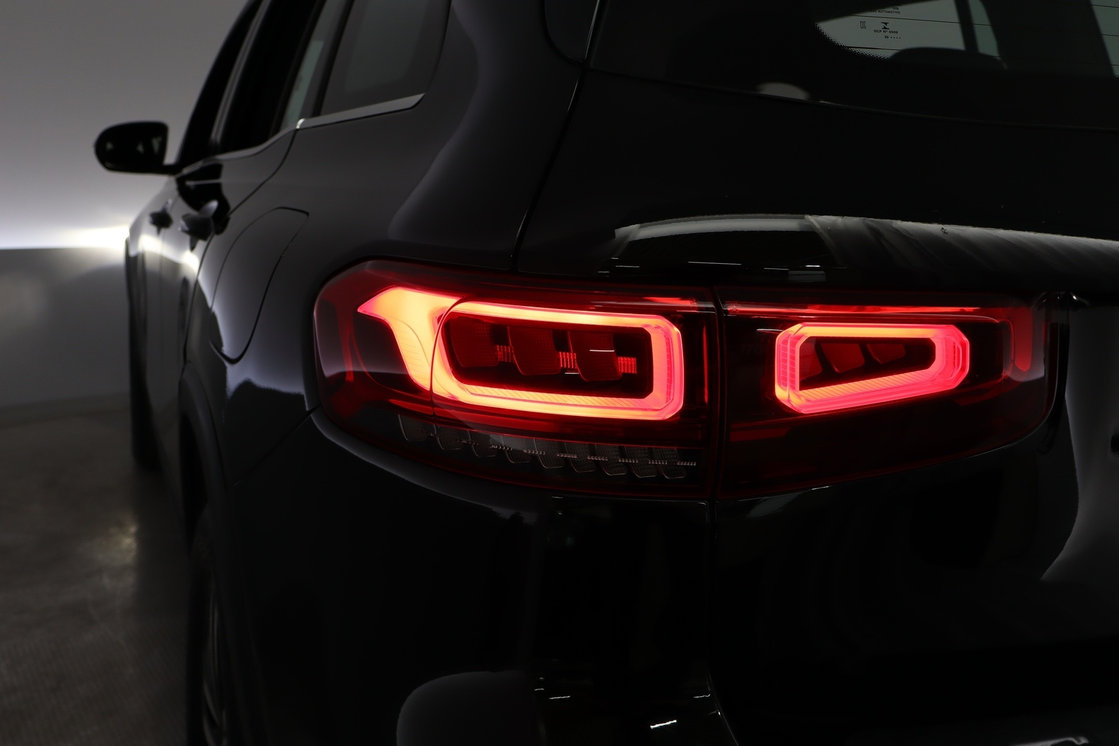 MERCEDES-BENZ GLB 2021