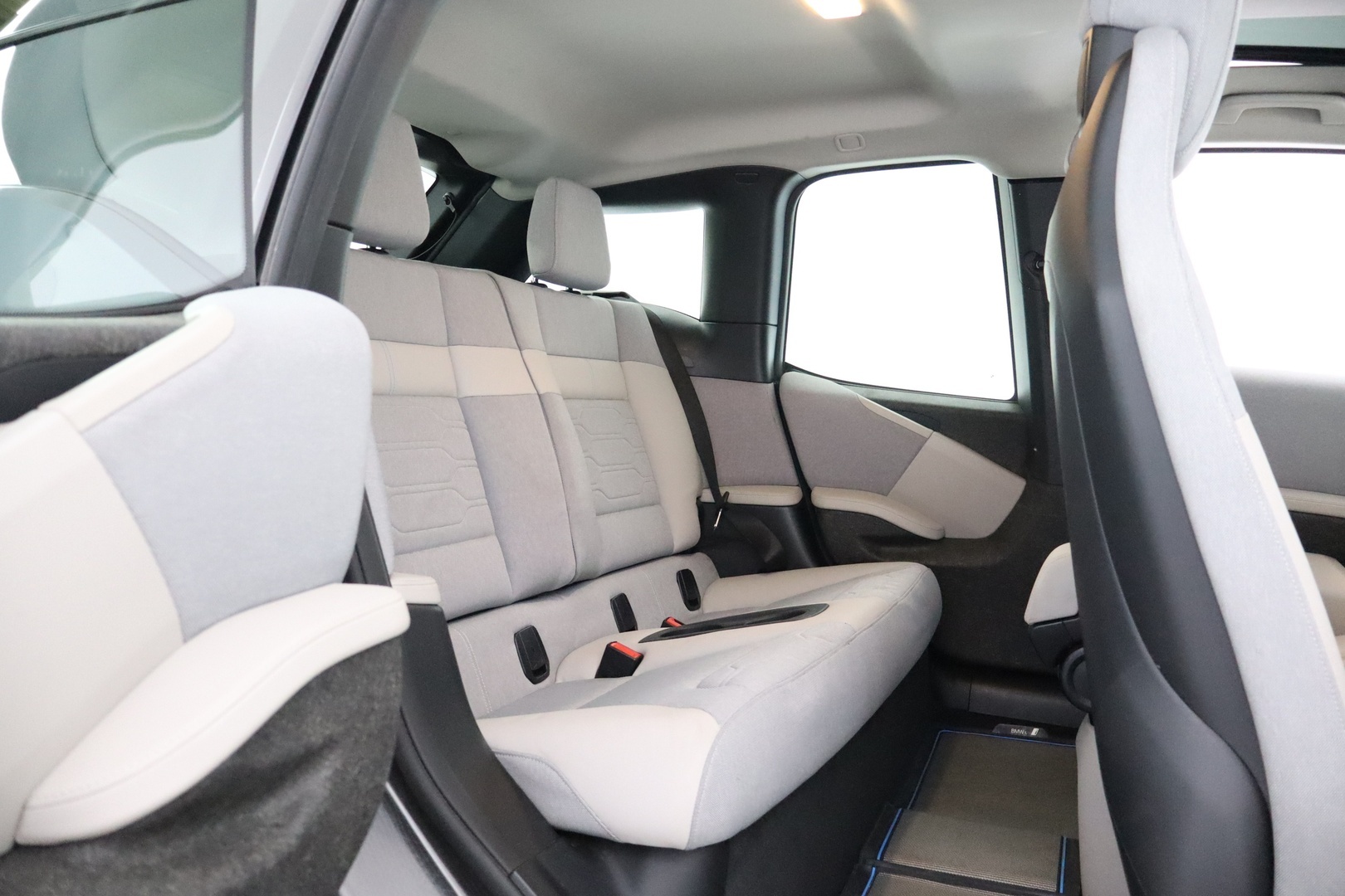 BMW i3 13