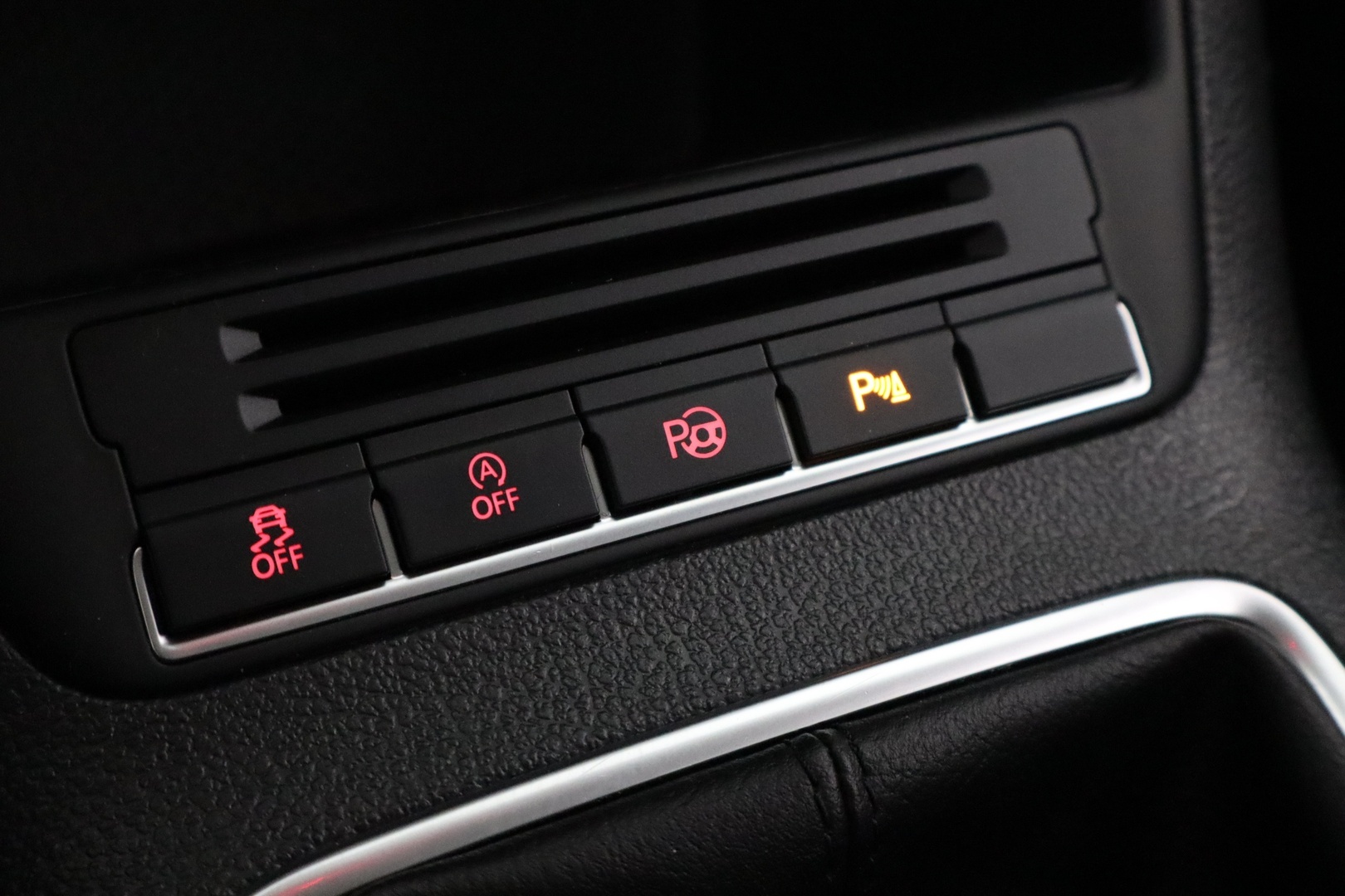 VOLKSWAGEN Tiguan 2013