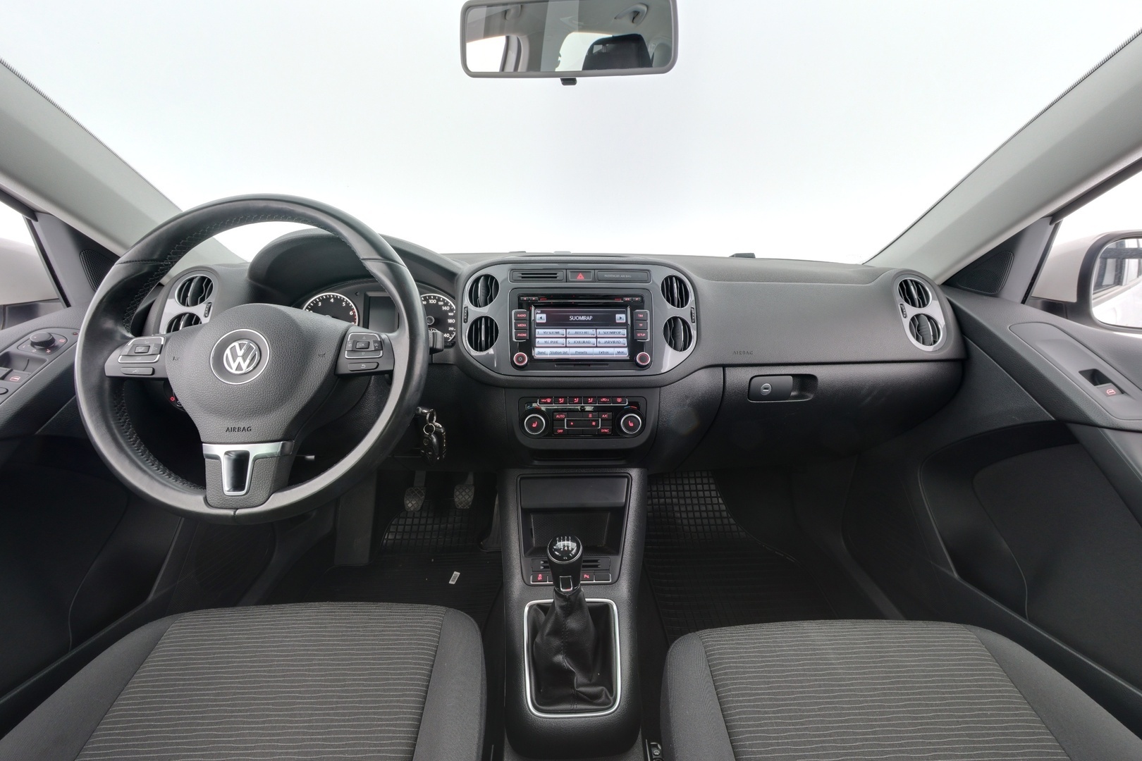 VOLKSWAGEN Tiguan 2013