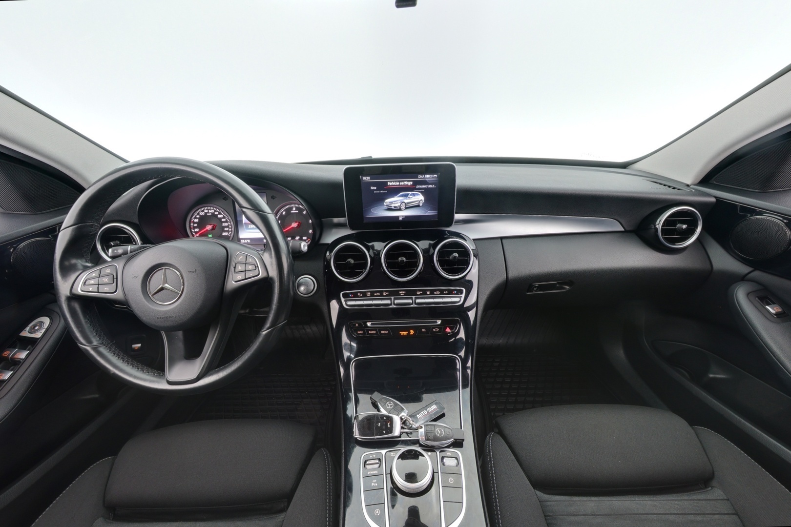 MERCEDES-BENZ C 2016