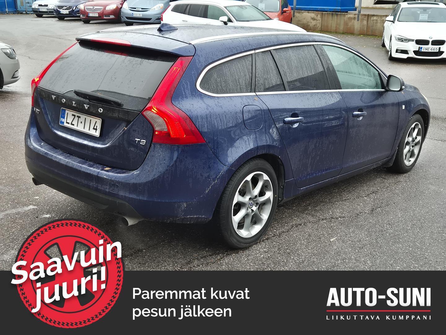 VOLVO V60 2012