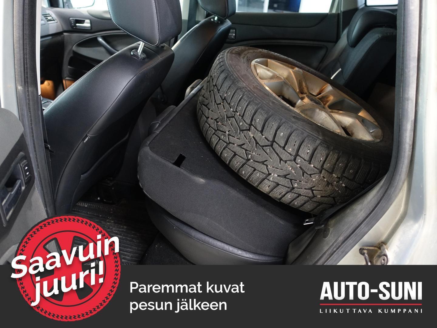FORD Kuga 2011