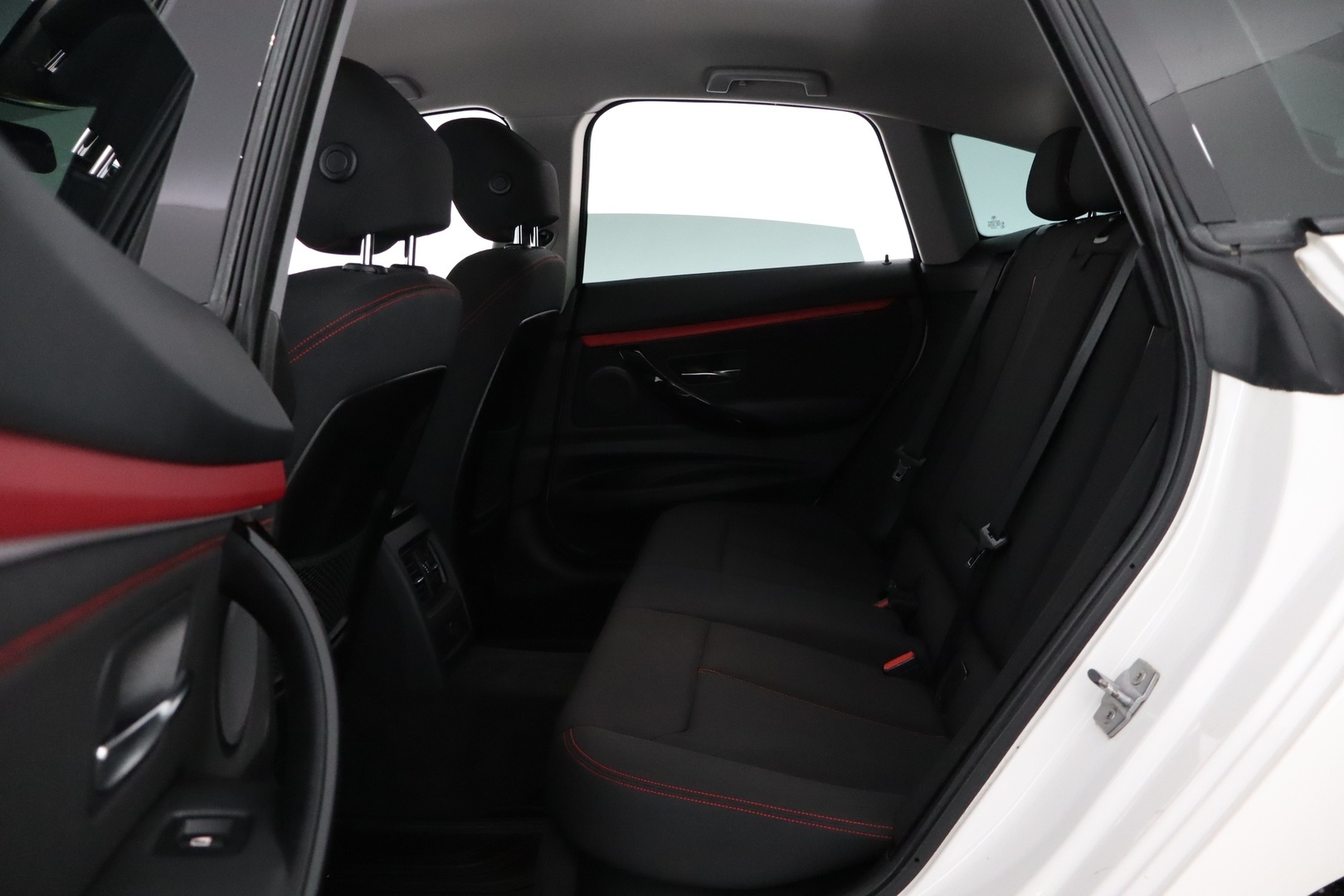 BMW 320 Gran Turismo 2013