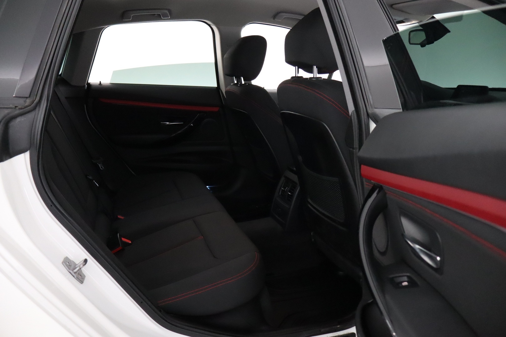 BMW 320 Gran Turismo 2013