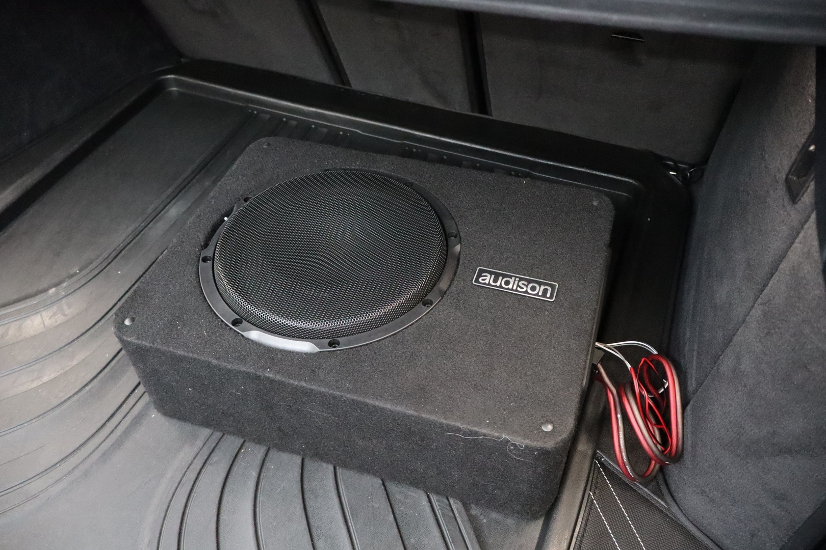 BMW 320 Gran Turismo 2013