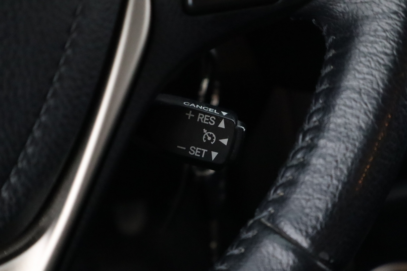 TOYOTA RAV4 2015
