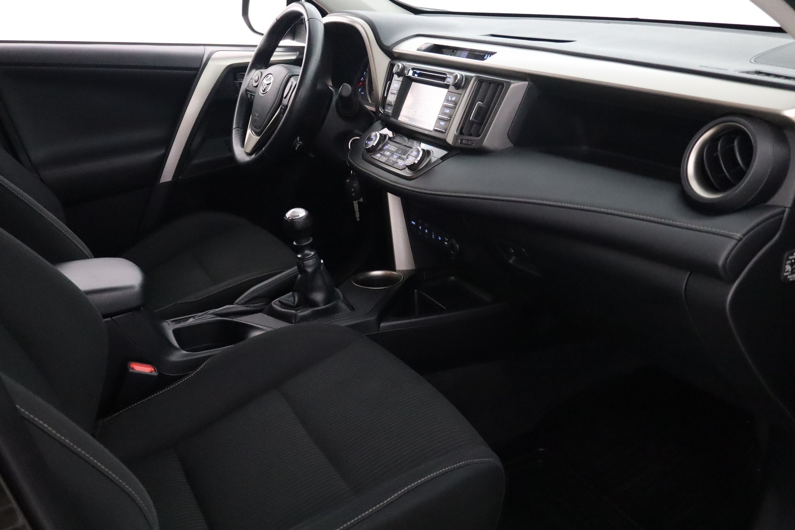 TOYOTA RAV4 2015