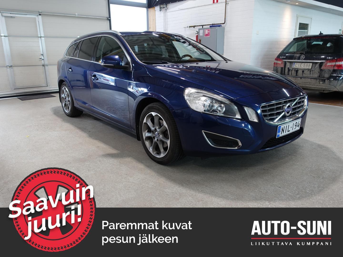 VOLVO V60 2011