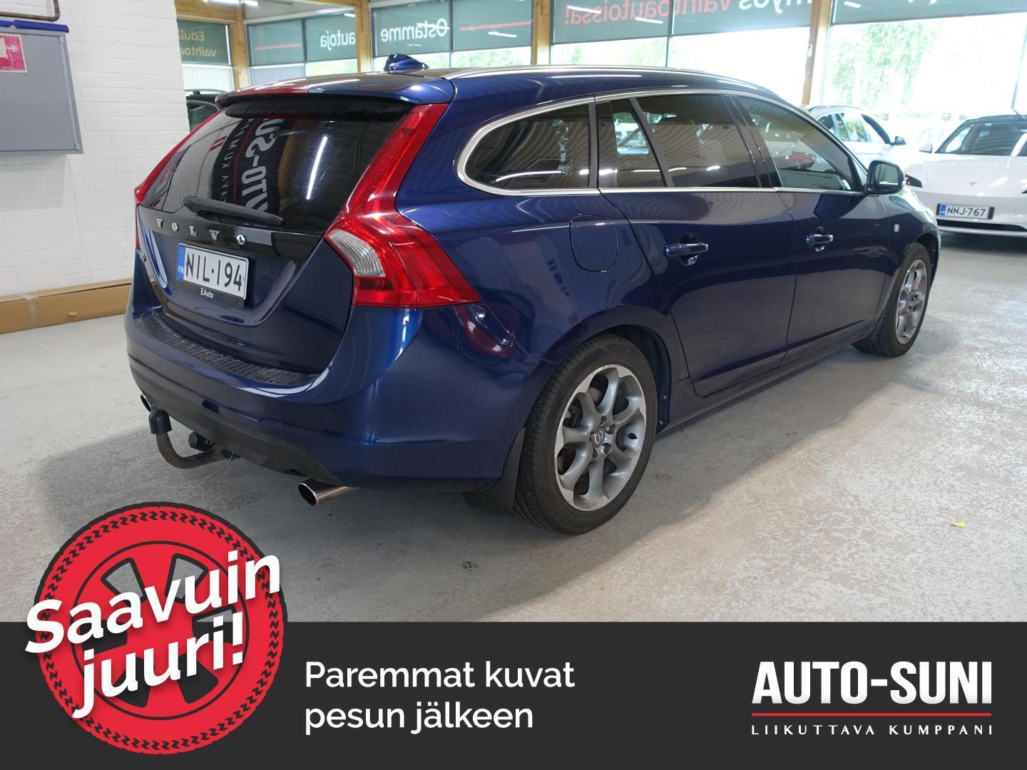 VOLVO V60 2011