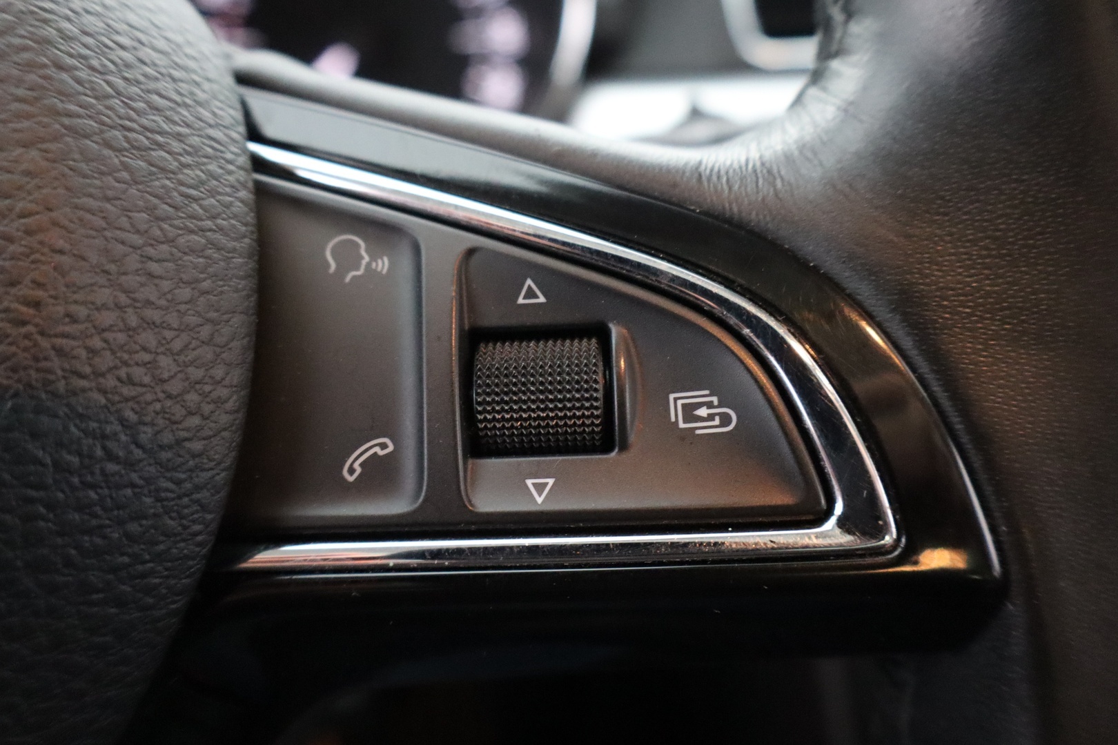 SKODA Superb 2013