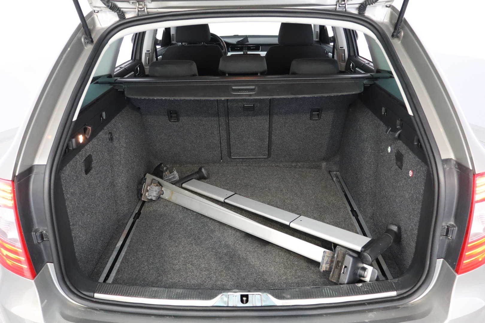 SKODA Superb 2013