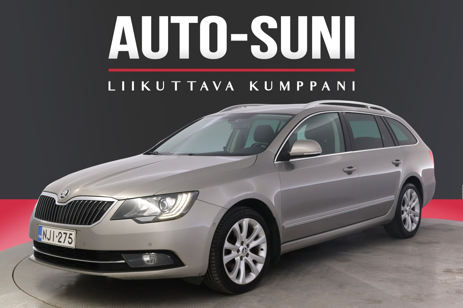 SKODA Superb 2013