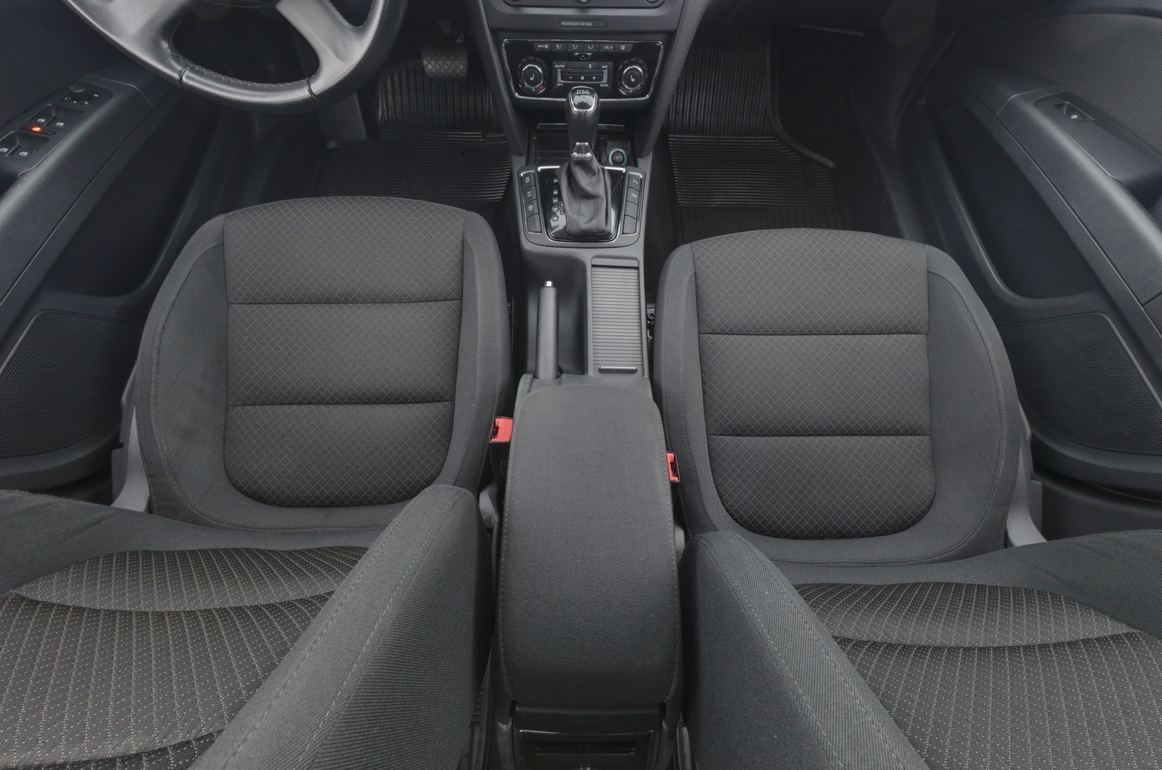 SKODA Superb 2013