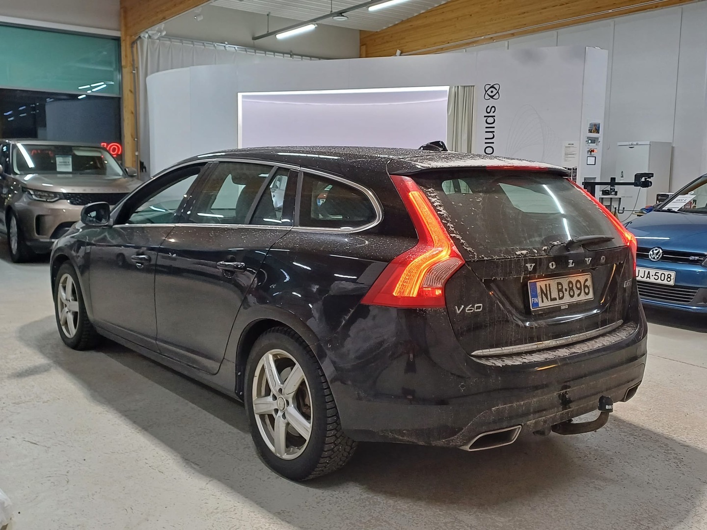 VOLVO V60 2017