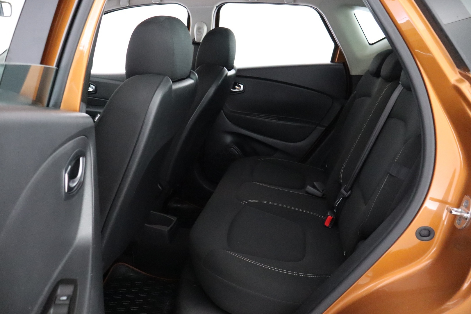 RENAULT Captur 2018
