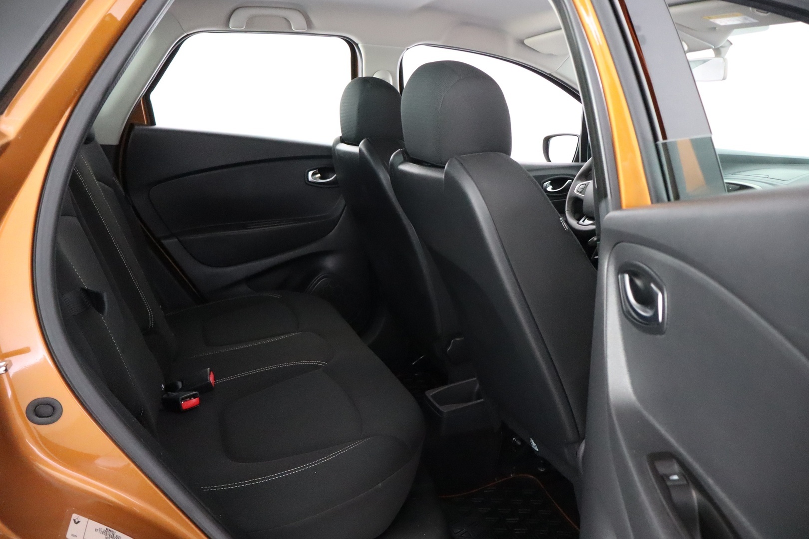 RENAULT Captur 2018