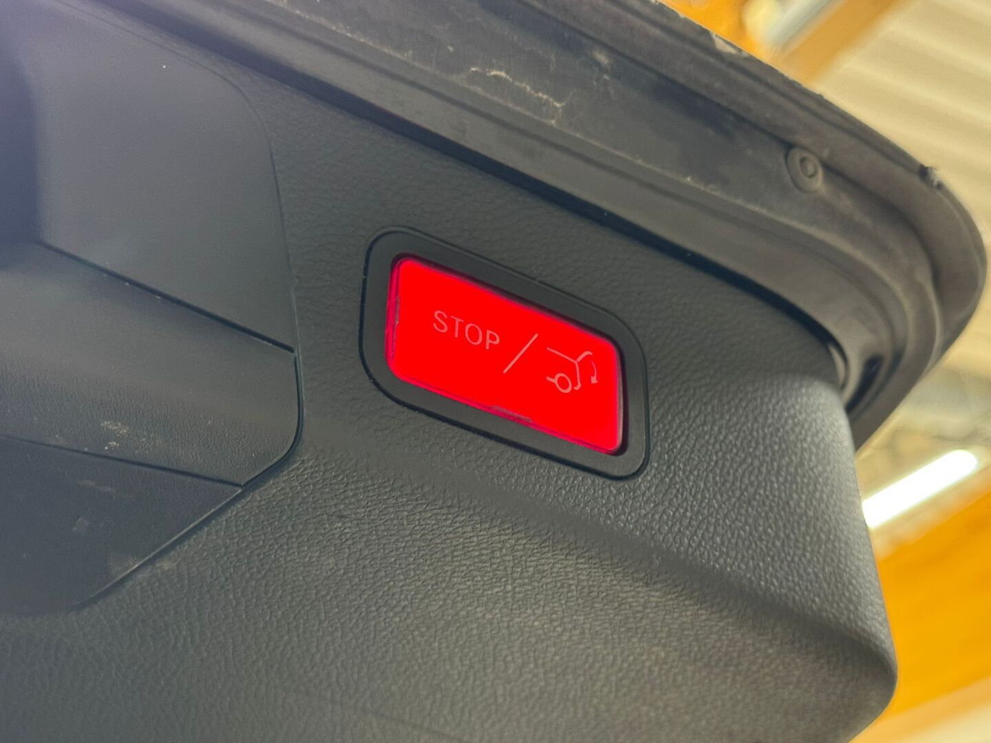 MERCEDES-BENZ C 2016