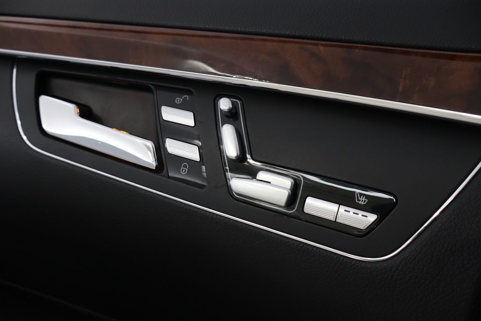 MERCEDES-BENZ S 2007