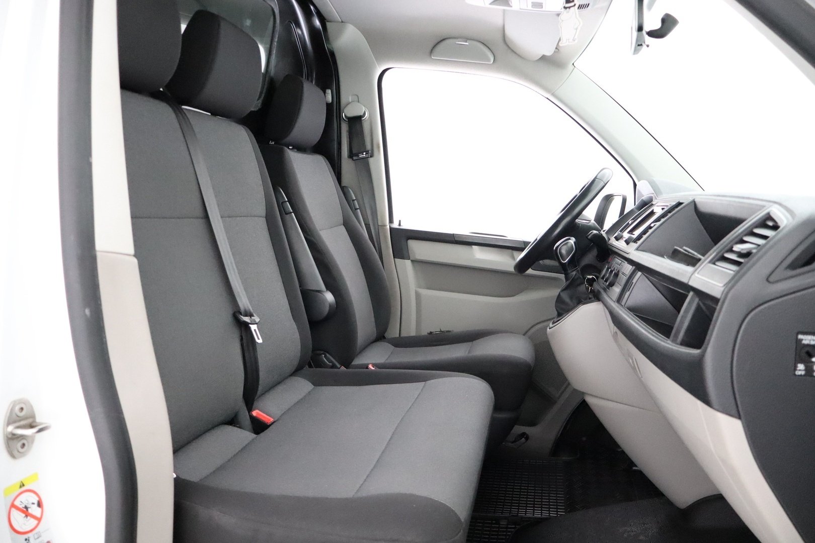 VOLKSWAGEN Transporter 2017