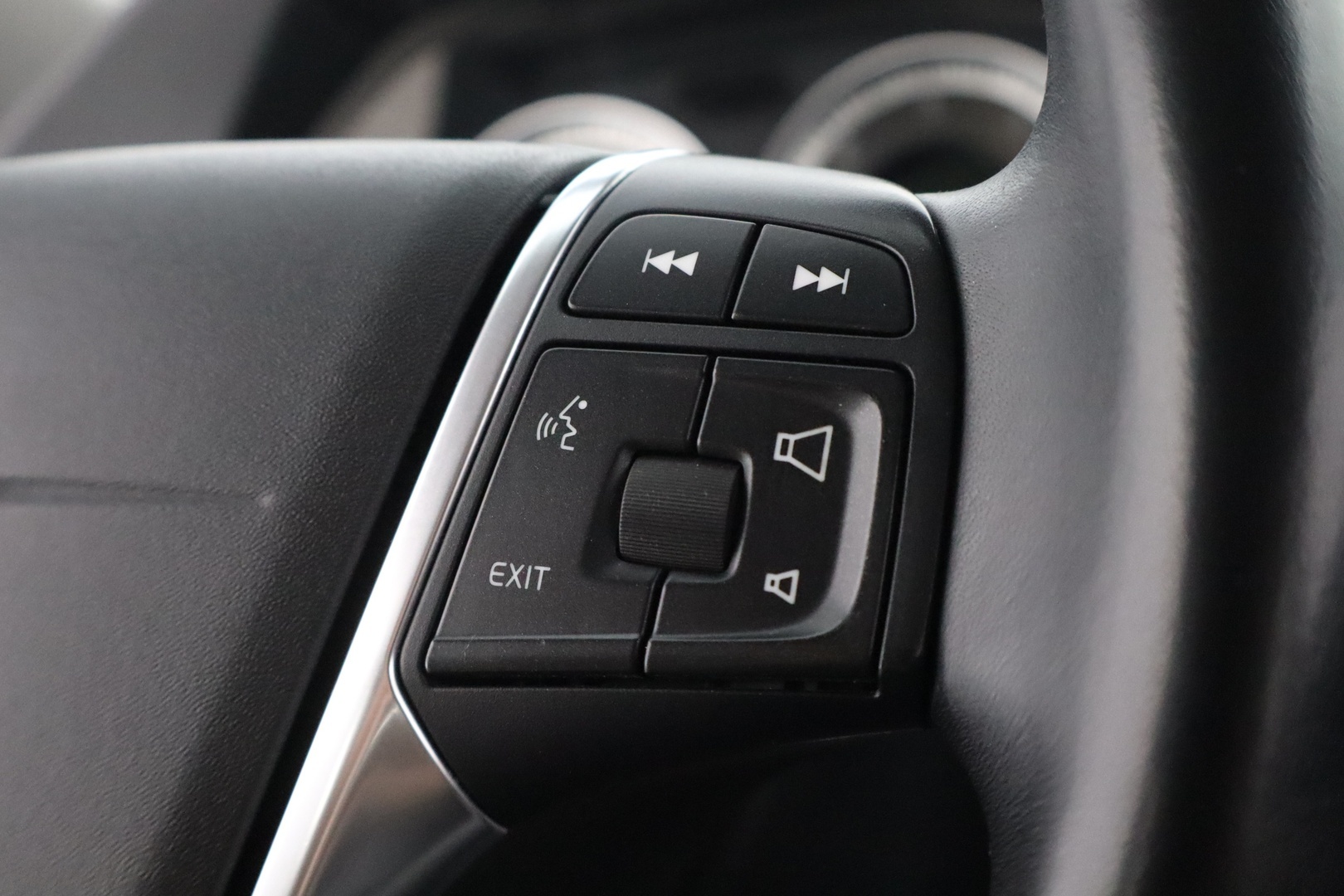 VOLVO V60 2013