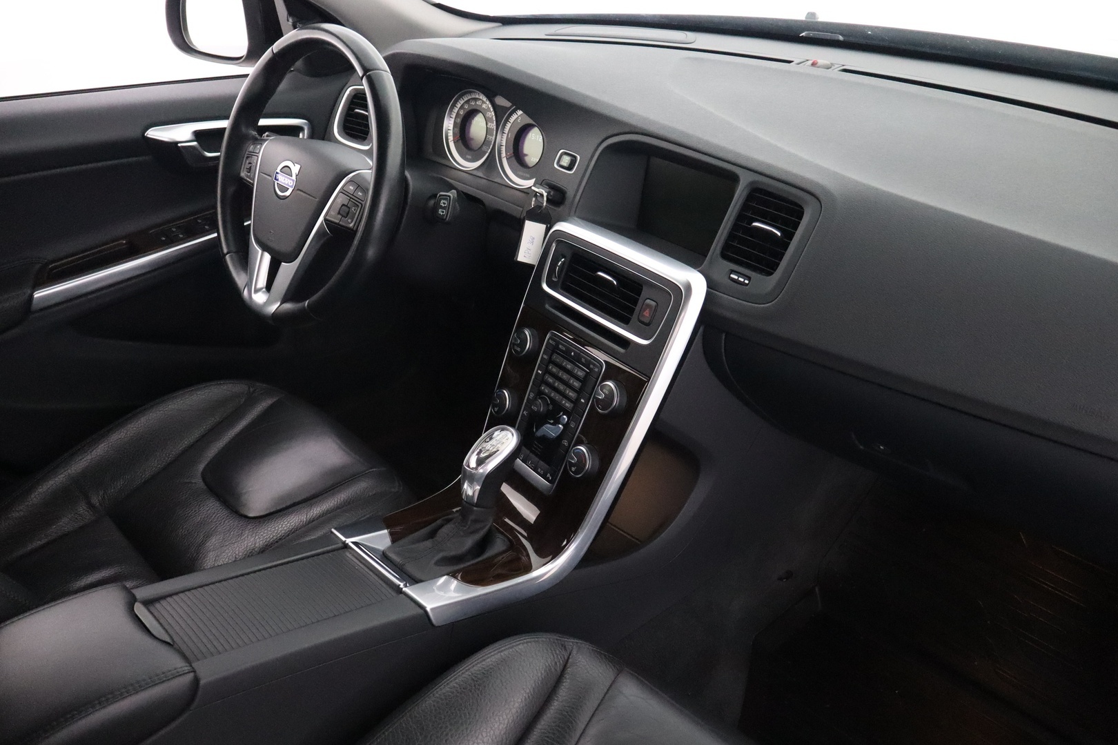 VOLVO V60 2013