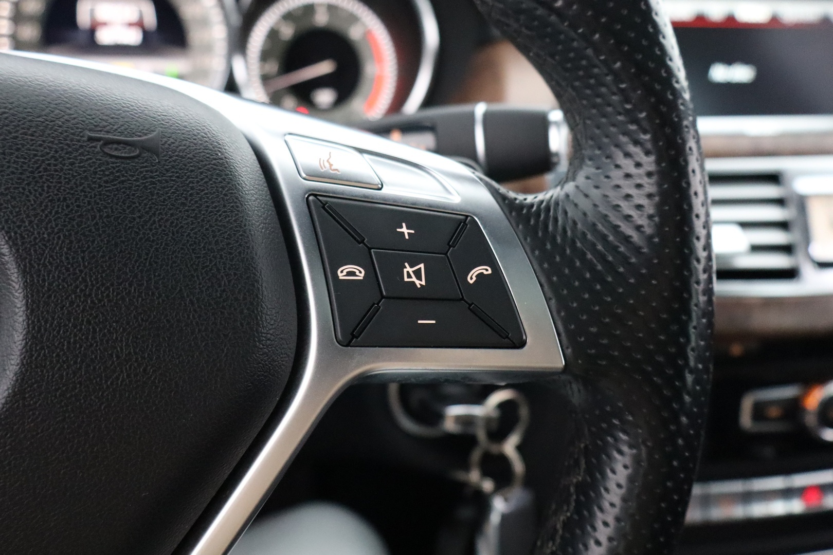 MERCEDES-BENZ CLS 2013