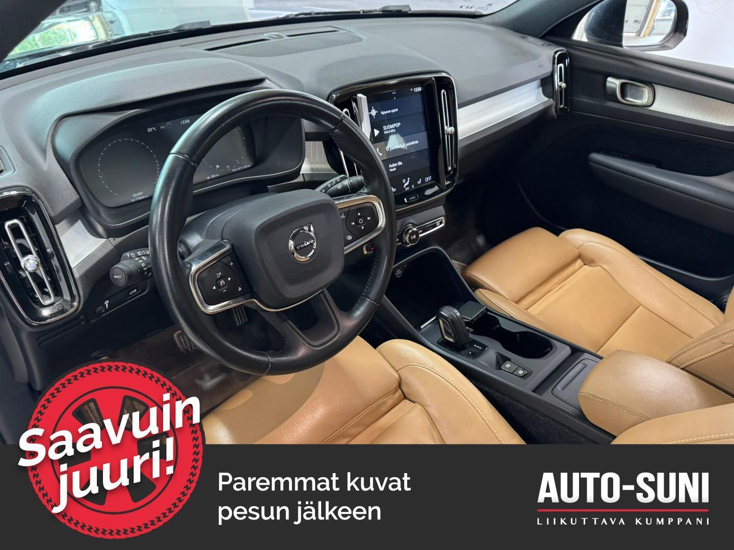 VOLVO XC40 2018