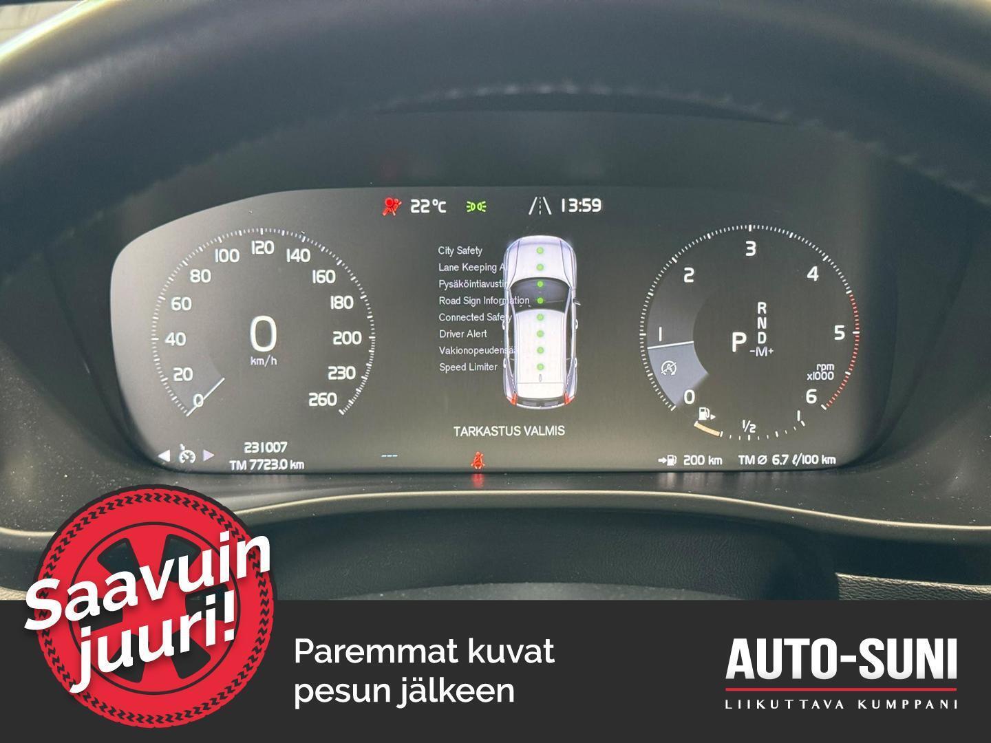 VOLVO XC40 2018