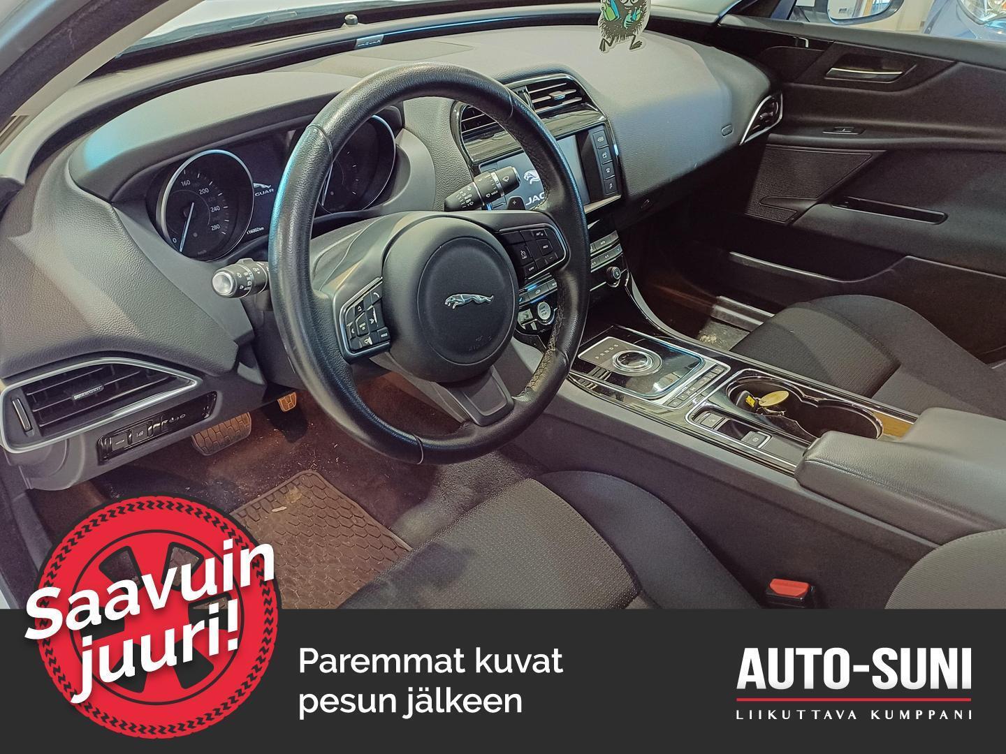 JAGUAR XE 2017
