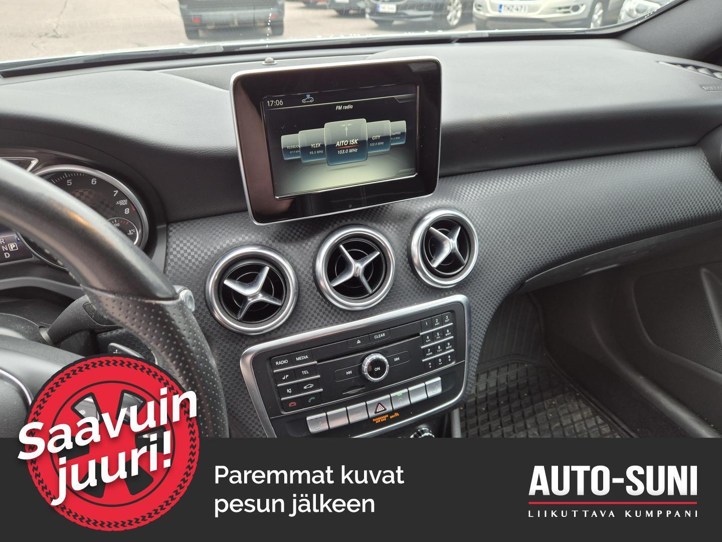 MERCEDES-BENZ A 2017